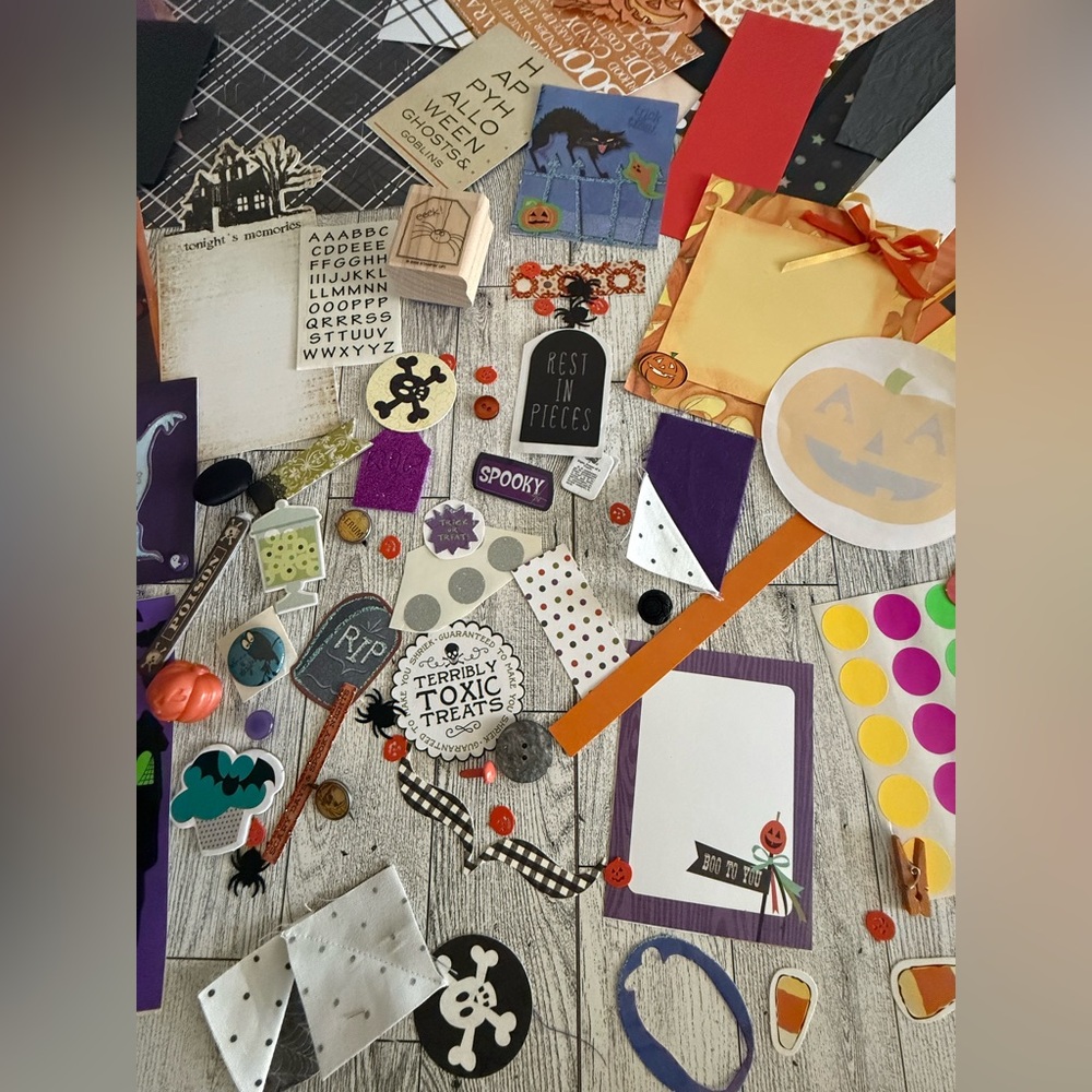 Junk Journal Ephemera Halloween Theme over 100 pieces includes small blank book - Picture 5 of 11
